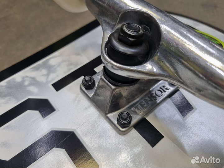 Скейтборд Darkstar Timeworks трюковой (Новый)