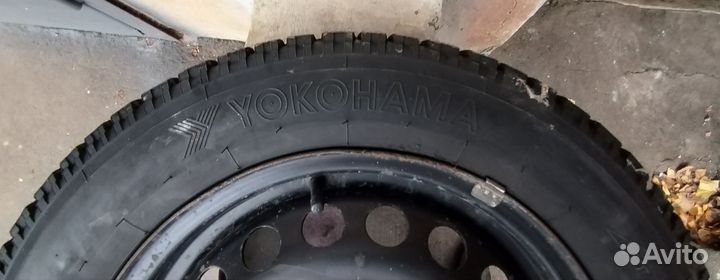 Yokohama Ice Guard Stud IG55 185/65 R15