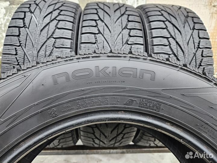 Nokian Tyres Hakkapeliitta R2 SUV 225/60 R17 103R