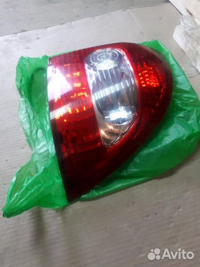 Задняя фара правая на priora