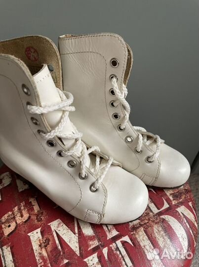 Ботинки для фигурного катания, размер 29 (18,5)