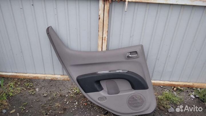 Mitsubishi l200 дверные карты