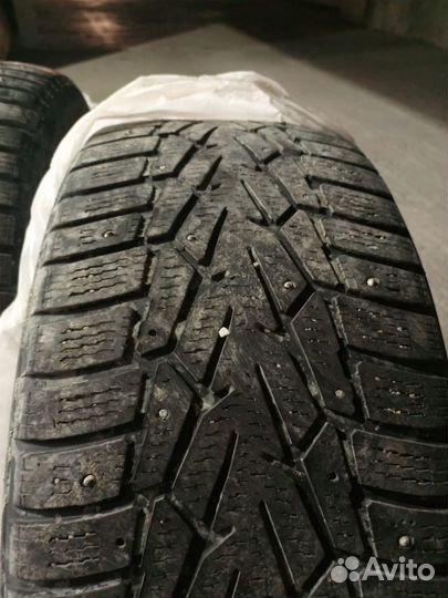 Nokian Tyres Hakkapeliitta 7 235/55 R17