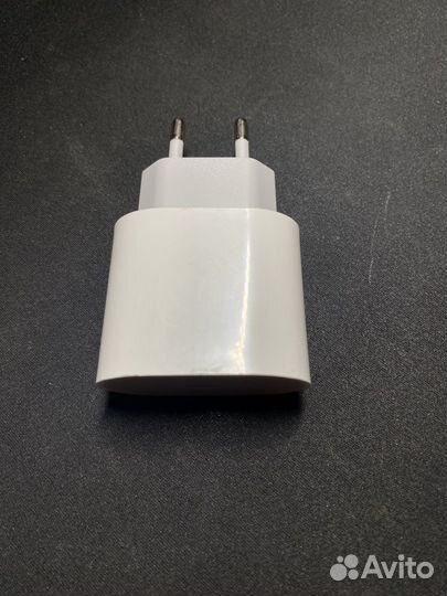 Блок для айфона 20 w