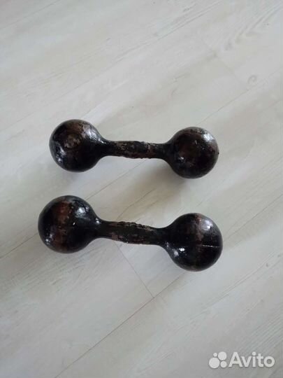 Гантели бу по 5кг.чугун