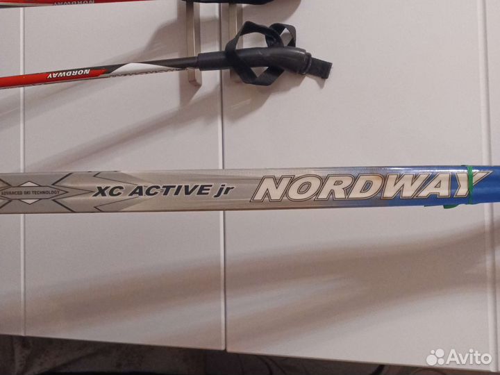 Лыжи беговые с ботинками и палками