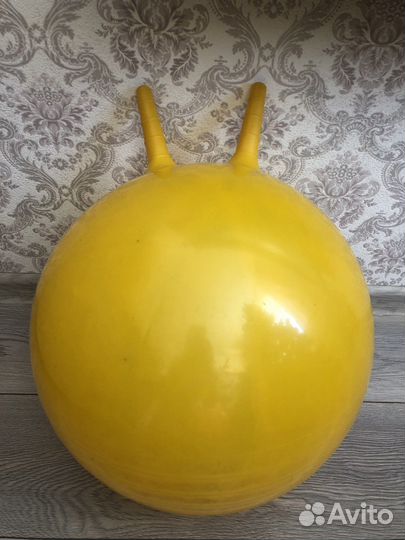 Мяч попрыгун