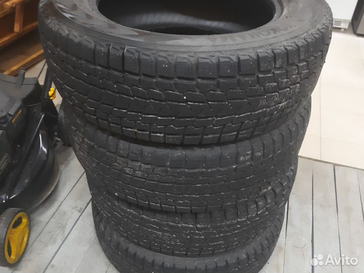 Yokohama Ice Guard G075 235/65 R18