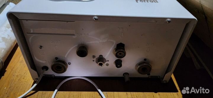 Газовый котел настенный Ferroli F24