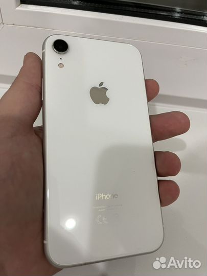 iPhone Xr, 64 ГБ
