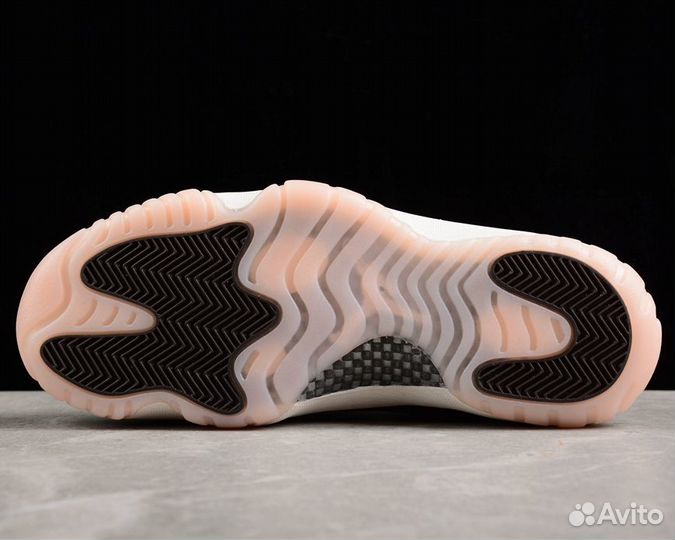 Кроссовки Air Jordan 11 Neapolitan