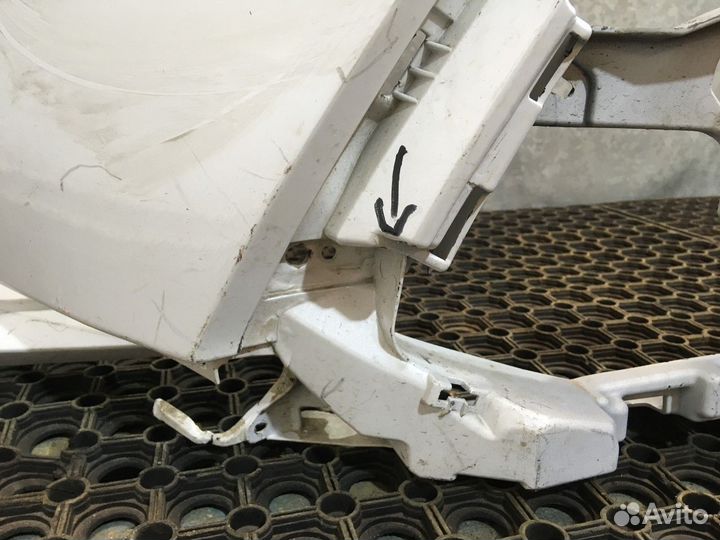 Бампер передний Lexus RX