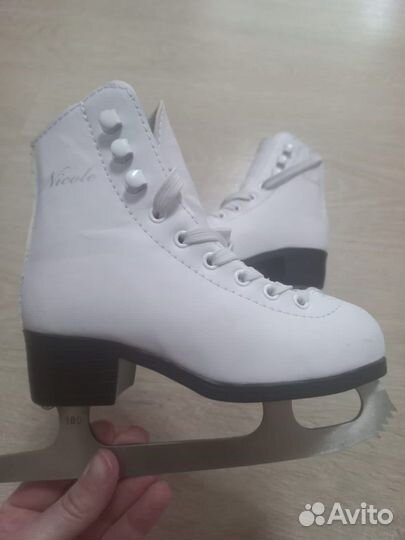 Коньки для девочки 29р