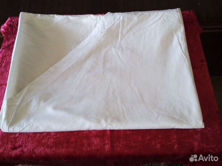 Наволочки, простынь пододеяльник, лен на полотенце