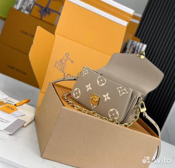 Сумка Louis Vuitton Pochette Metis