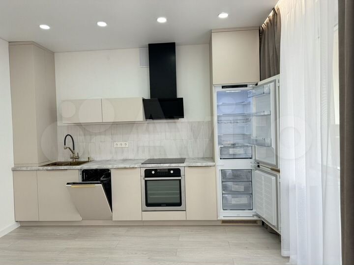 3-к. квартира, 60 м², 4/10 эт.