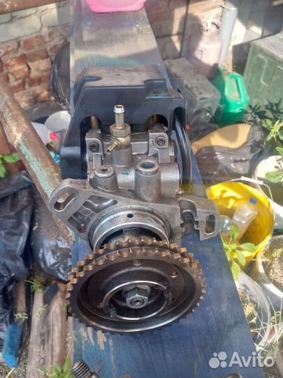 Продам тнвд Лукас Мерседес 210 ом604 д2.2