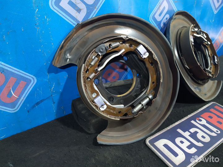 Кожух тормозного диска Subaru WRX VA V10