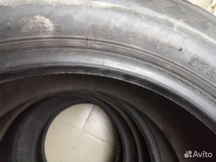 Bridgestone Blizzak LM-32 225/55 R17