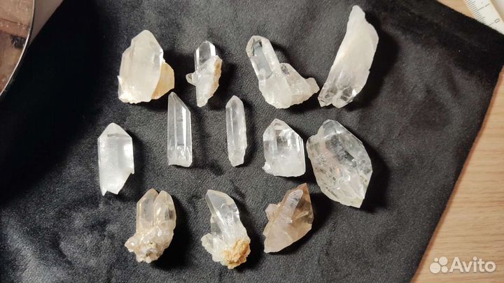 Камни и минералы коллекция