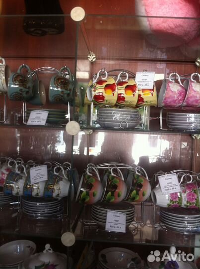 Сервизы чайные, столовые