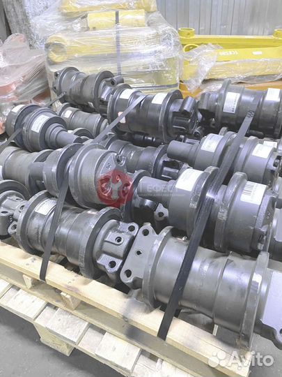 Каток поддерживающий Doosan 572E 81E7-0016
