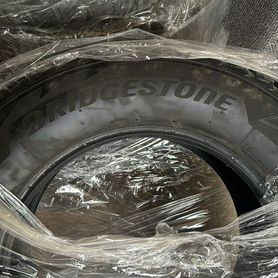 Bridgestone Blizzak Ice 285/60 R18