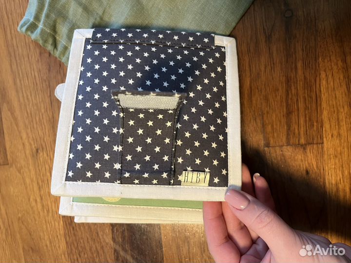 Бизиборд книга и держатель для соски