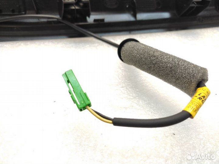 Датчик открытия двери багажника задний левый Land