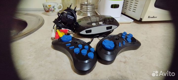 Игровая приставка титан