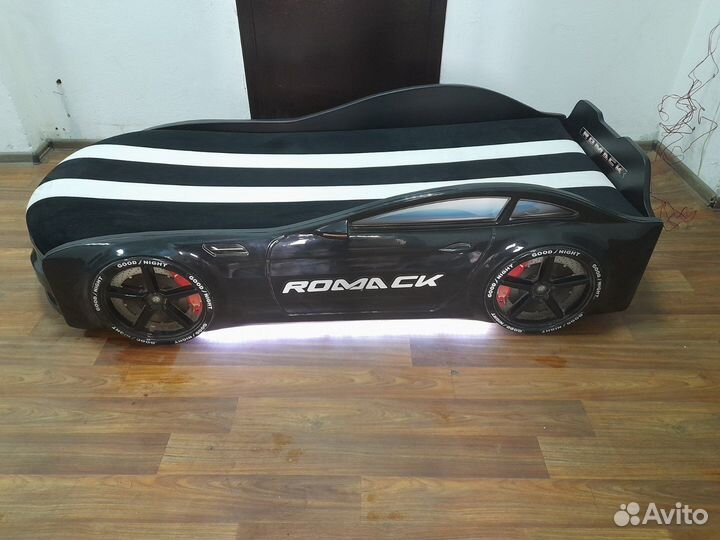 Кровать машина