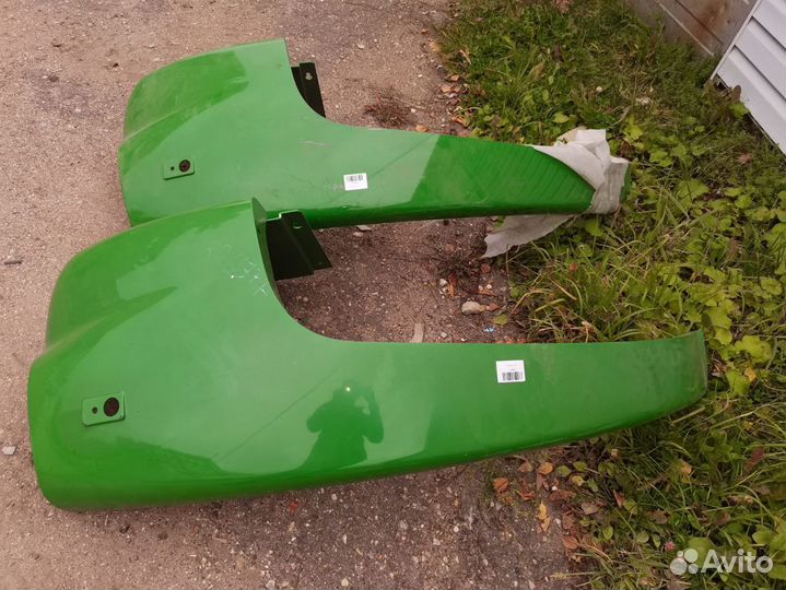 Джон Дир трактор 8335R крыло правое R558765