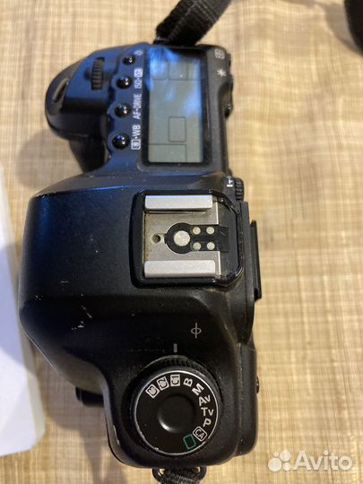 Фотоаппарат Canon EOS 5D Mark II + вспышка+ сумка