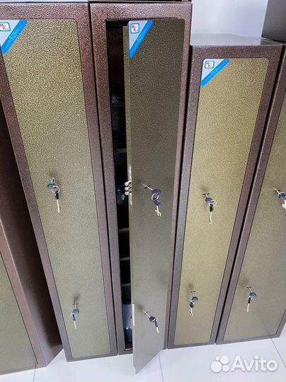 Шкаф оружейный ош-3П (на 3 ружья)