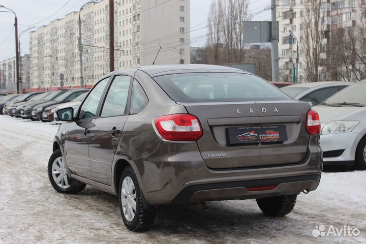 LADA Granta 1.6 МТ, 2019, 109 000 км