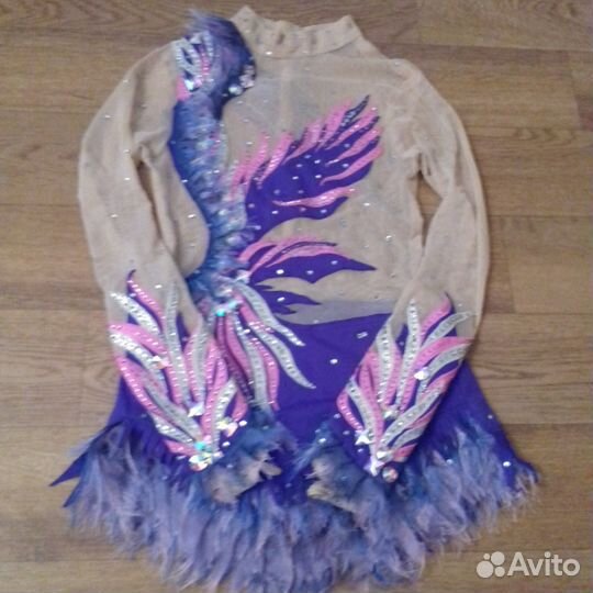 Гимнастический купальник размер 128-134