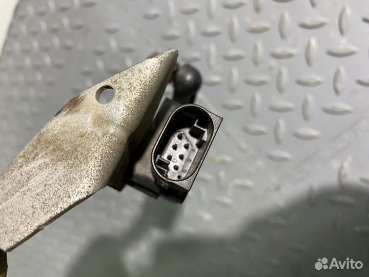 Датчик высоты дорожного просвета задний Bmw X1 E84