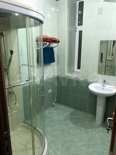 3-к. квартира, 125 м², 1/2 эт.