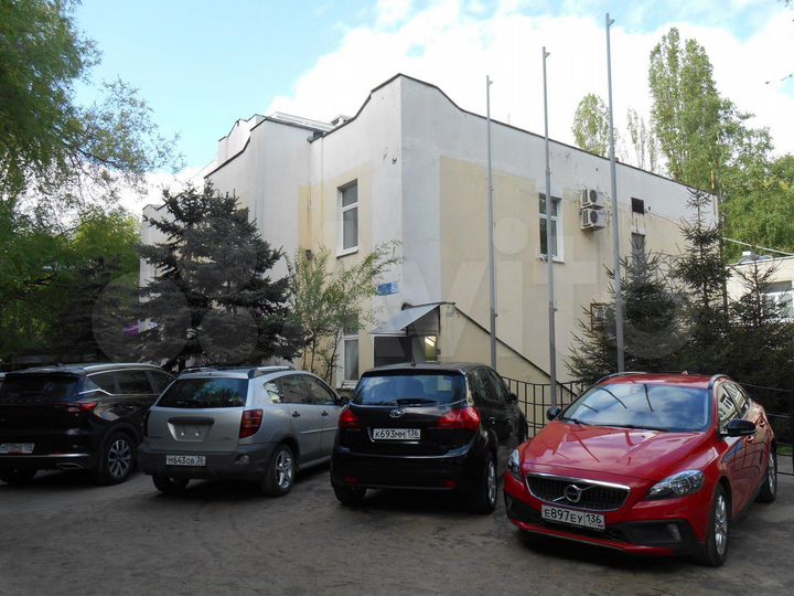Здание, 656.6 м²