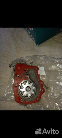 Помпа renault logan