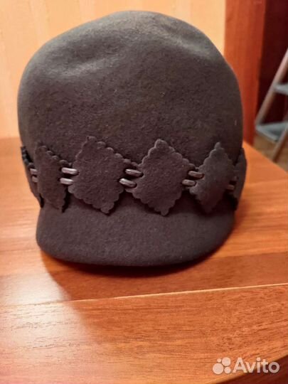 Шляпа фетровая женская