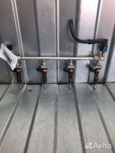 Топливная рампа Opel Insignia 1 1.8 2012