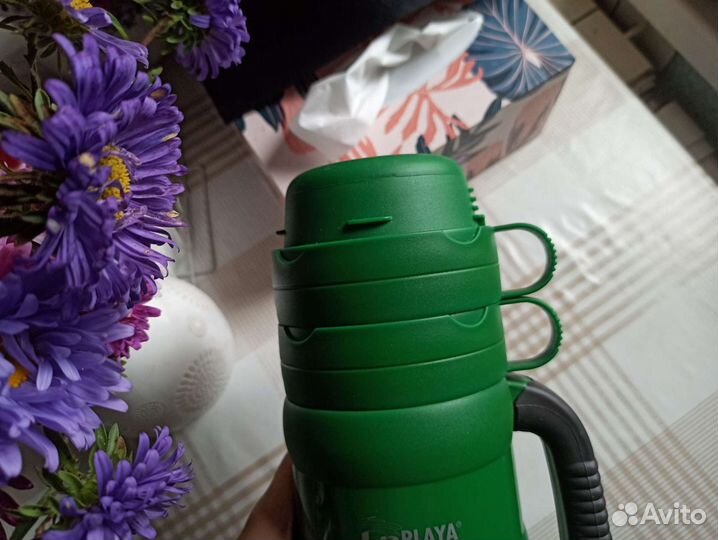 Термос новый, набор для пикника с кружками