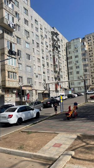 4-к. квартира, 84 м², 10/10 эт.