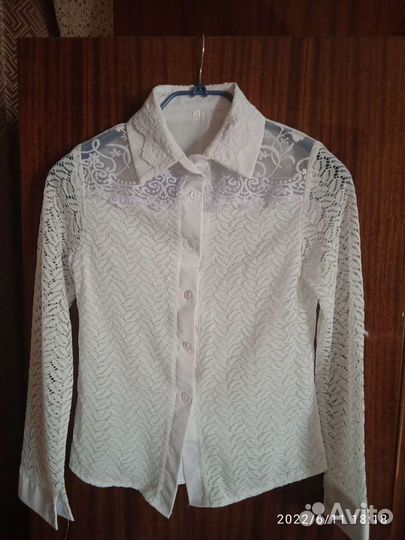 Белая блуза школьная