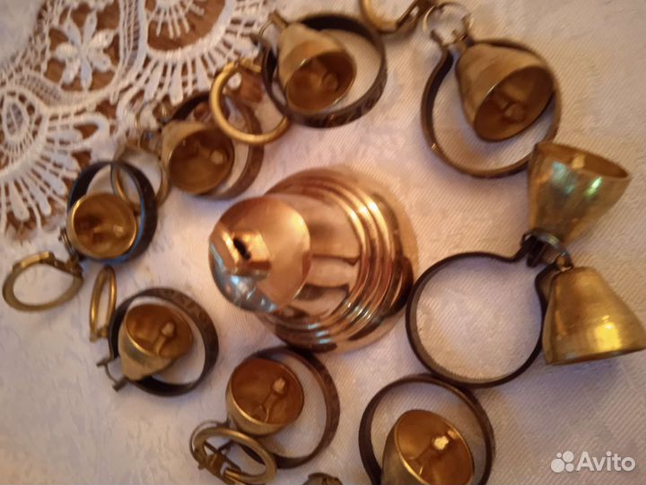 Колокольчики: маленькие 250 большие 300