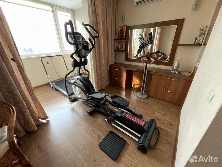 Эллиптический тренажер Sole Fitness E35