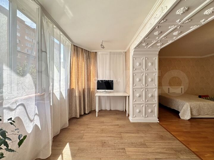 3-к. квартира, 110 м², 2/6 эт.