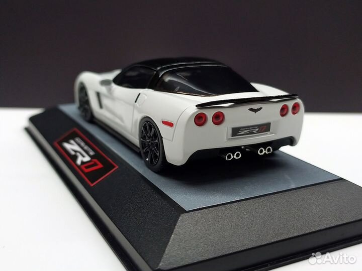 1:43 Chevrolet Corvette C6 ZR1