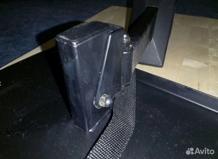 Настенная подставка под тв или свч-печь